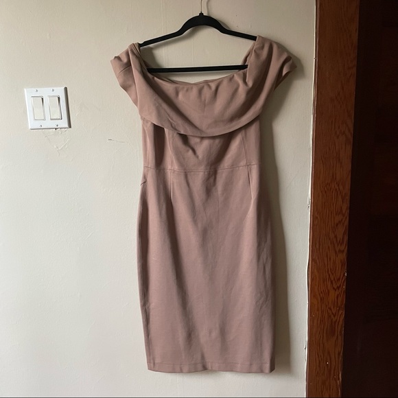 Babton Ruslan Dress in Nutmeg - Picture 2 of 3